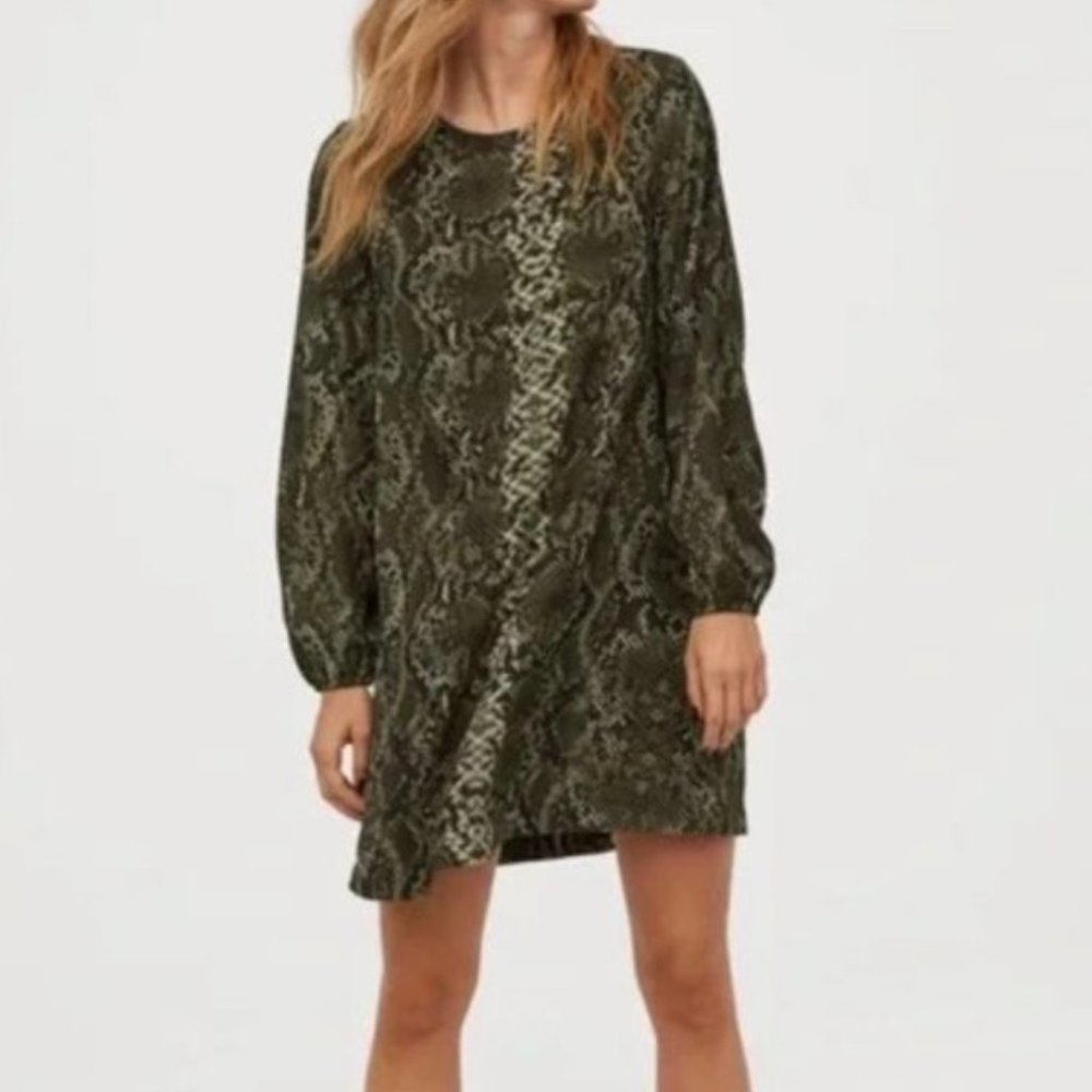 H&M Plus Snake Print Flowy Green Midi Dress Size 16
